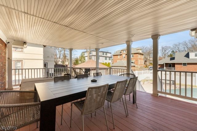 1070 Cumbermeade Rd, Fort Lee Boro, NJ 07024