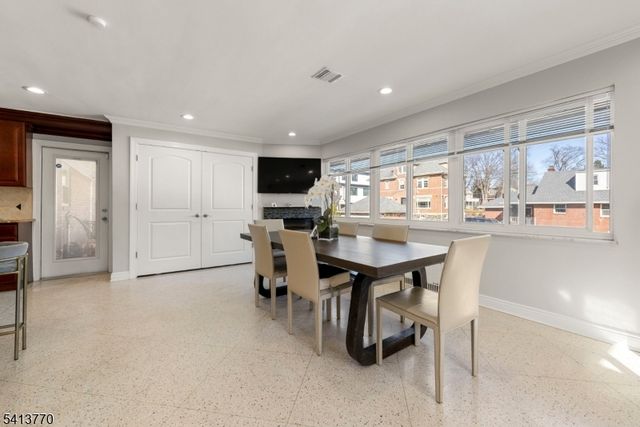 1070 Cumbermeade Rd, Fort Lee Boro, NJ 07024