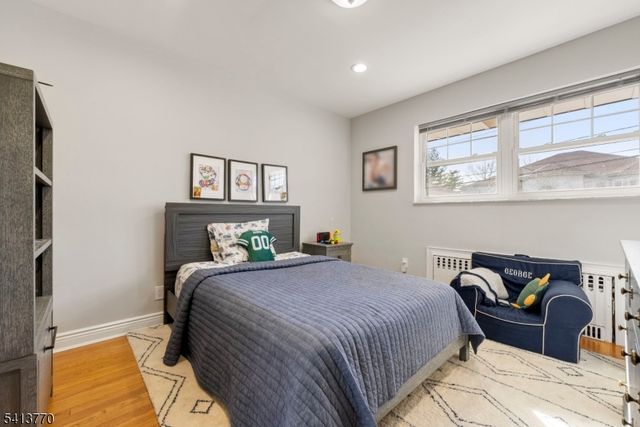 1070 Cumbermeade Rd, Fort Lee Boro, NJ 07024