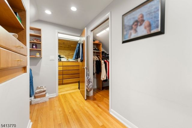 1070 Cumbermeade Rd, Fort Lee Boro, NJ 07024