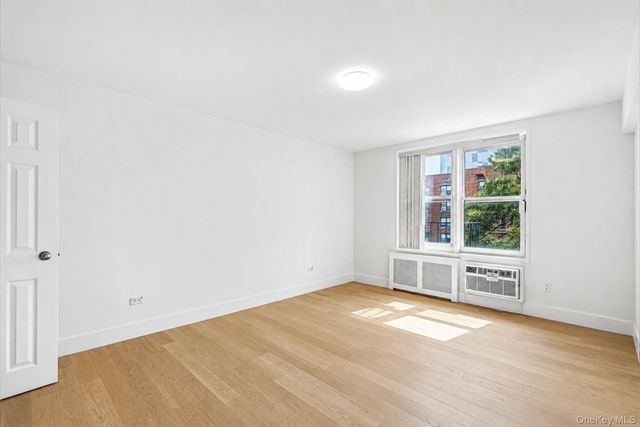134-54 Maple Avenue 4H, Flushing, NY 11355