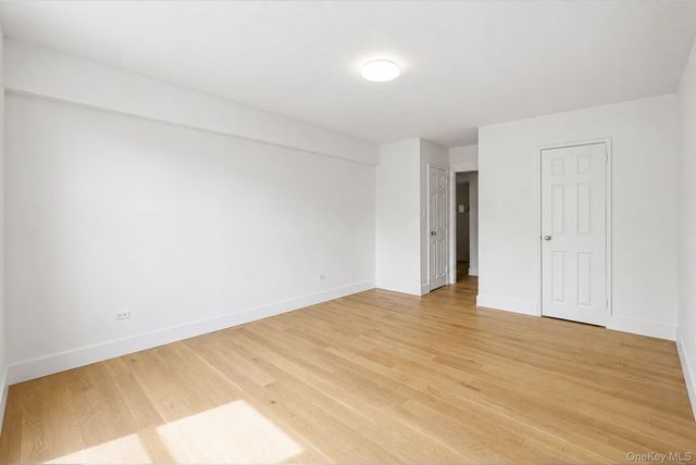134-54 Maple Avenue 4H, Flushing, NY 11355