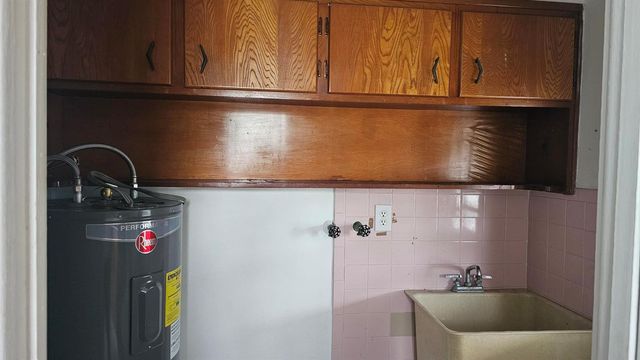 2734 NE 32nd Street 1, Fort Lauderdale, FL 33306