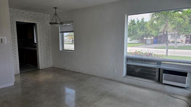 2734 NE 32nd Street 1, Fort Lauderdale, FL 33306