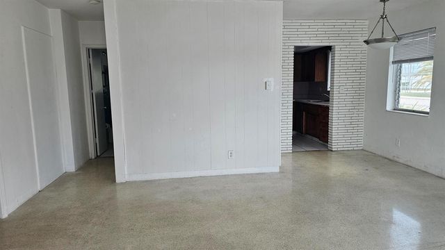 2734 NE 32nd Street 1, Fort Lauderdale, FL 33306