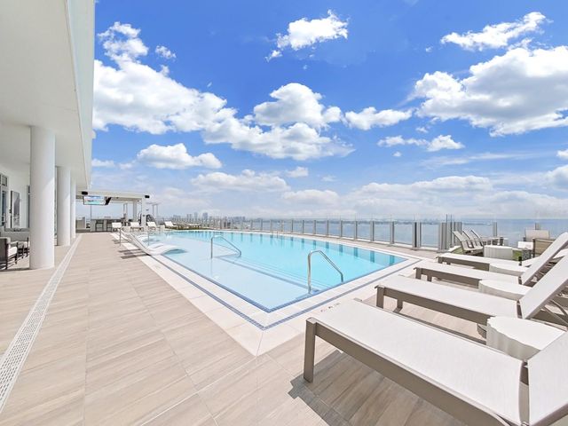 2910 W BARCELONA STREET 501, Tampa, FL 33629
