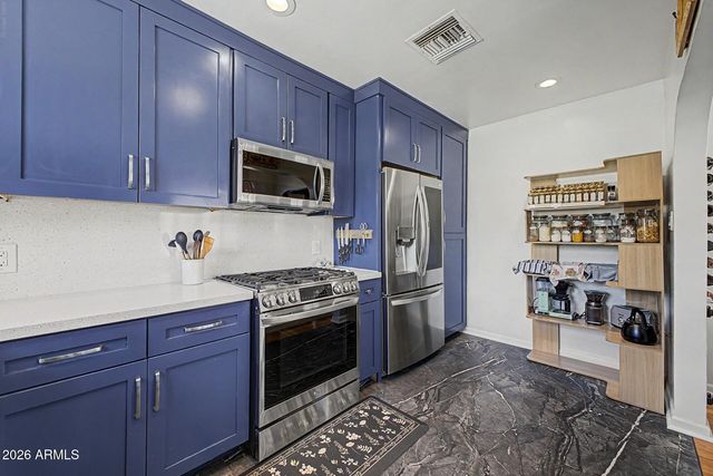 1530 W CULVER Street, Phoenix, AZ 85007