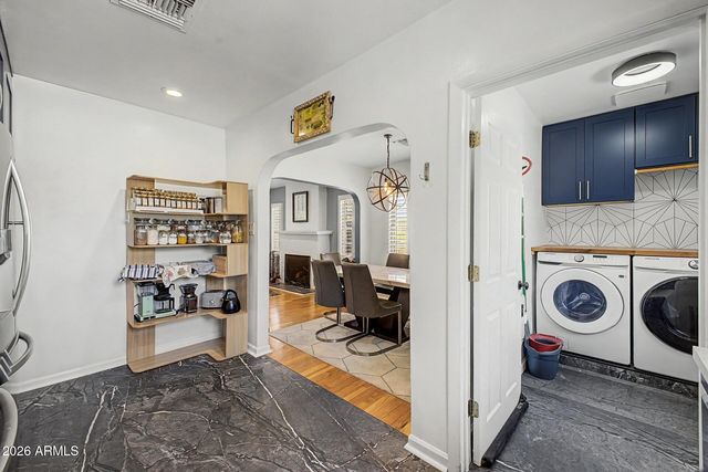 1530 W CULVER Street, Phoenix, AZ 85007