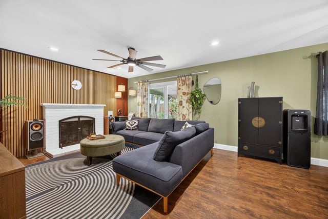 6449 Romack Cir, Sacramento, CA 95822