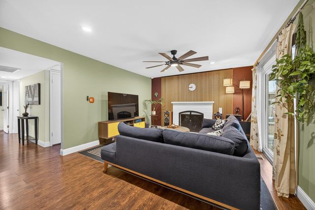 6449 Romack Cir, Sacramento, CA 95822