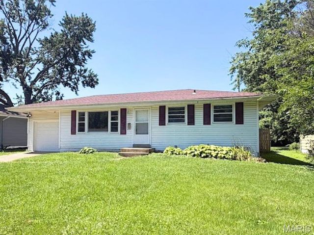 170 Ruth Drive, Florissant, MO 63031