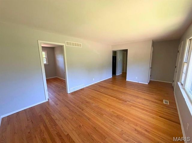 170 Ruth Drive, Florissant, MO 63031