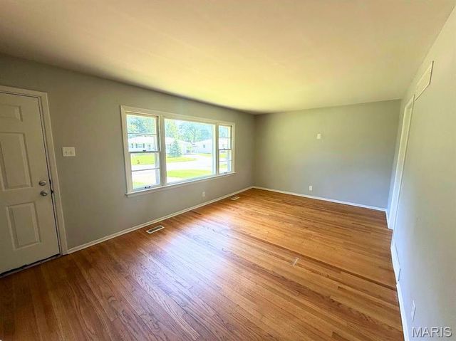 170 Ruth Drive, Florissant, MO 63031