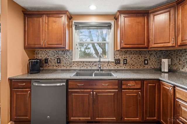 1451 Lemontree Drive, Forest Park, OH 45240