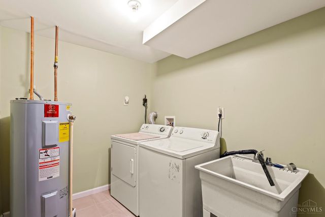 1451 Lemontree Drive, Forest Park, OH 45240