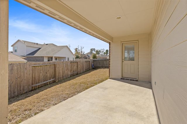 14097 Lake Crescent Drive, Conroe, TX 77384