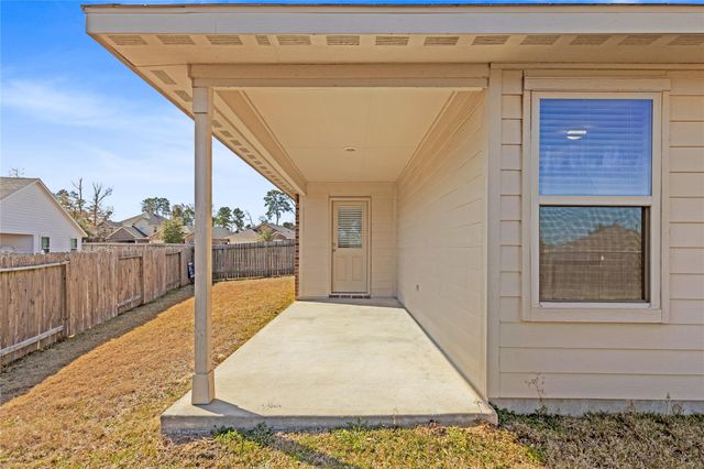 14097 Lake Crescent Drive, Conroe, TX 77384