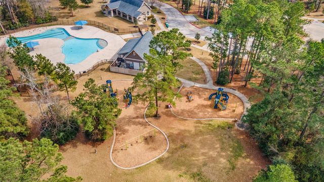 14097 Lake Crescent Drive, Conroe, TX 77384