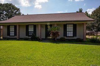 607 Maureen Dr, Baker, LA 70714