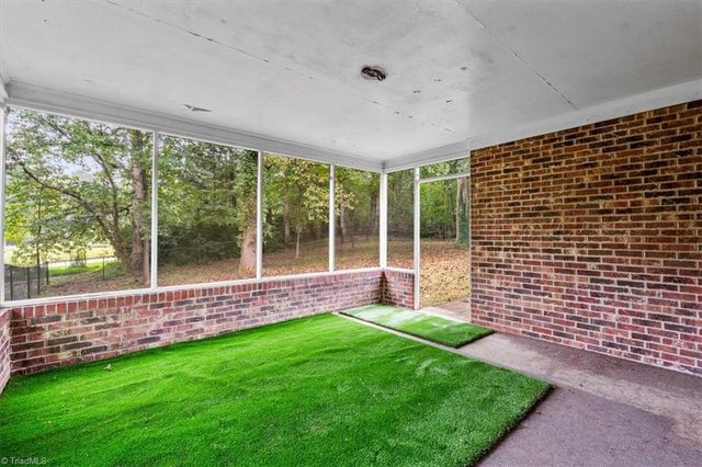 5115 Edinborough Road, Greensboro, NC 27406