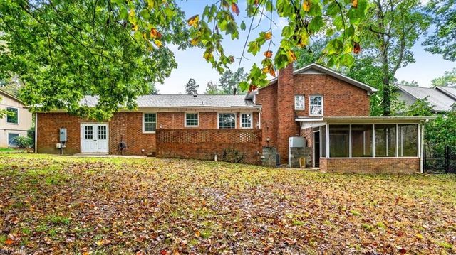 5115 Edinborough Road, Greensboro, NC 27406