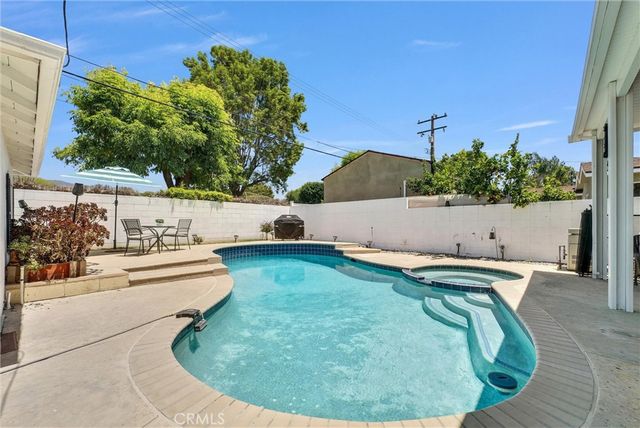 347 W Meacham Street, Glendora, CA 91740