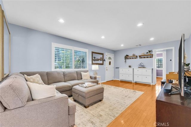 347 W Meacham Street, Glendora, CA 91740