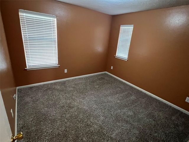 8923 Durham Manor Lane, Houston, TX 77075