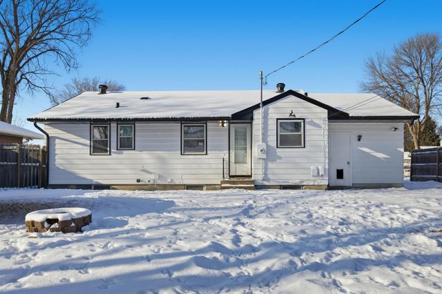1905 9th Street N, Fargo, ND 58102