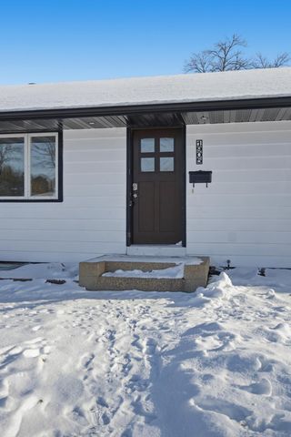 1905 9th Street N, Fargo, ND 58102