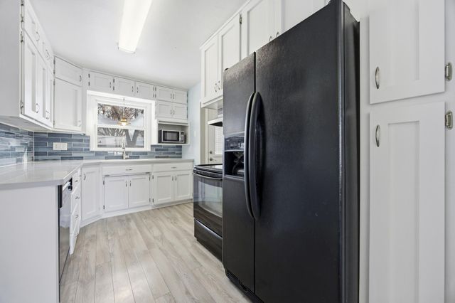 1905 9th Street N, Fargo, ND 58102