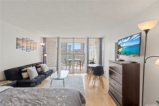 445 Seaside Avenue 1814, Honolulu, HI 96815