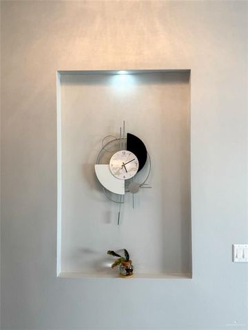 1313 W Dawes W Avenue, Alton, TX 78573