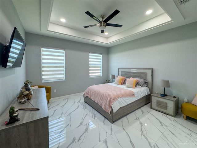 1313 W Dawes W Avenue, Alton, TX 78573