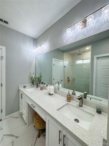 1313 W Dawes W Avenue, Alton, TX 78573