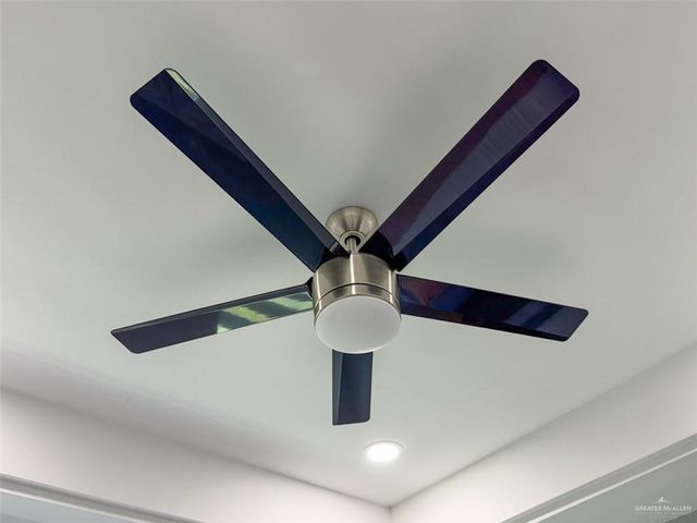 1313 W Dawes W Avenue, Alton, TX 78573