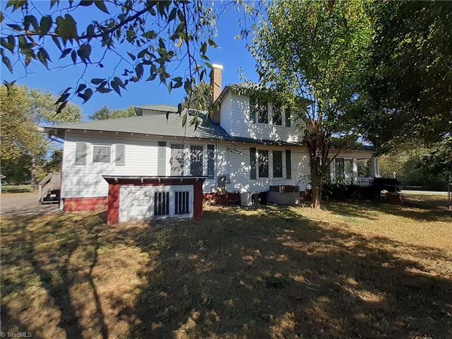 447 Cascade Avenue, Eden, NC 27288