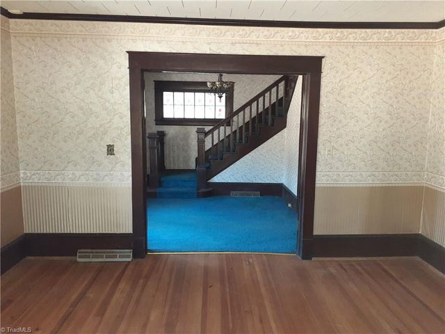 447 Cascade Avenue, Eden, NC 27288