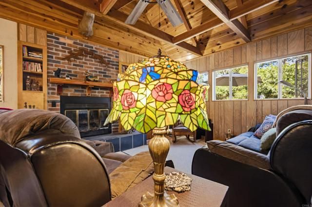 23413 Knapps Cutoff, Crestline, CA 92325