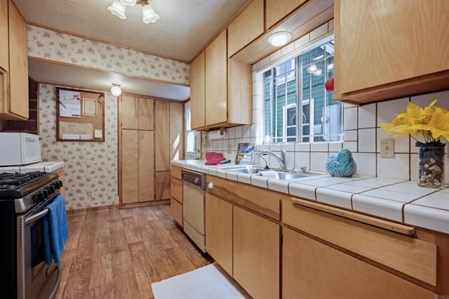 23413 Knapps Cutoff, Crestline, CA 92325