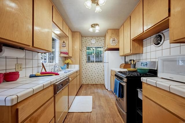 23413 Knapps Cutoff, Crestline, CA 92325