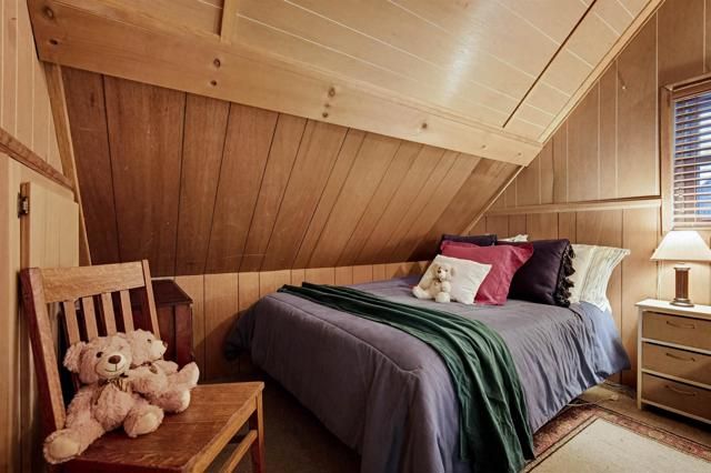 23413 Knapps Cutoff, Crestline, CA 92325