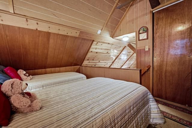 23413 Knapps Cutoff, Crestline, CA 92325