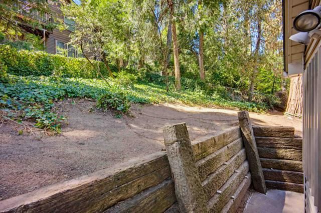 23413 Knapps Cutoff, Crestline, CA 92325