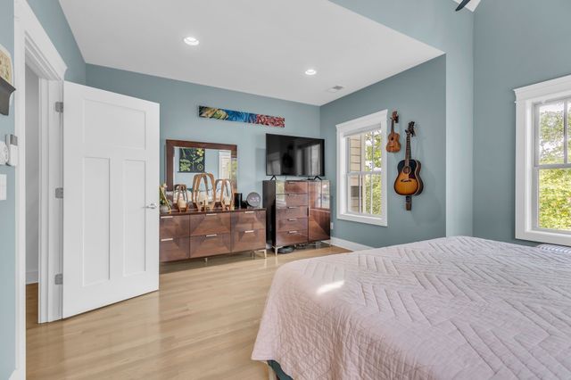 1433 14th Ave, S, Nashville, TN 37212