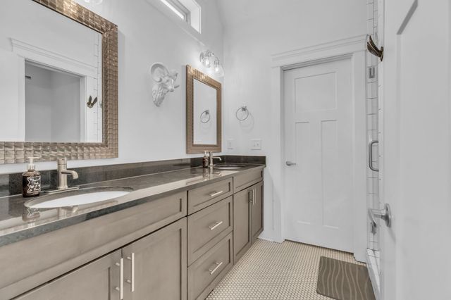 1433 14th Ave, S, Nashville, TN 37212