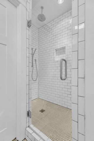 1433 14th Ave, S, Nashville, TN 37212