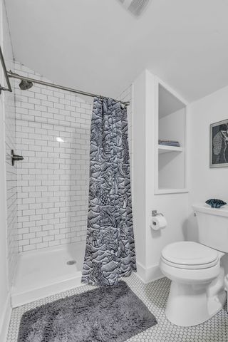 1433 14th Ave, S, Nashville, TN 37212