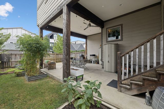 1433 14th Ave, S, Nashville, TN 37212