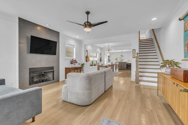 1433 14th Ave, S, Nashville, TN 37212